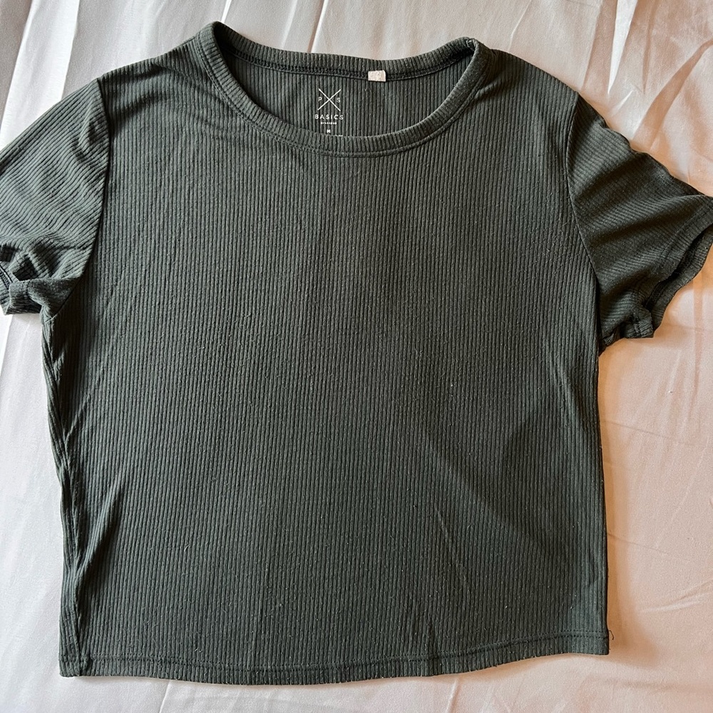 3/$15 Pacsun Basic Crop Top Teeshirt